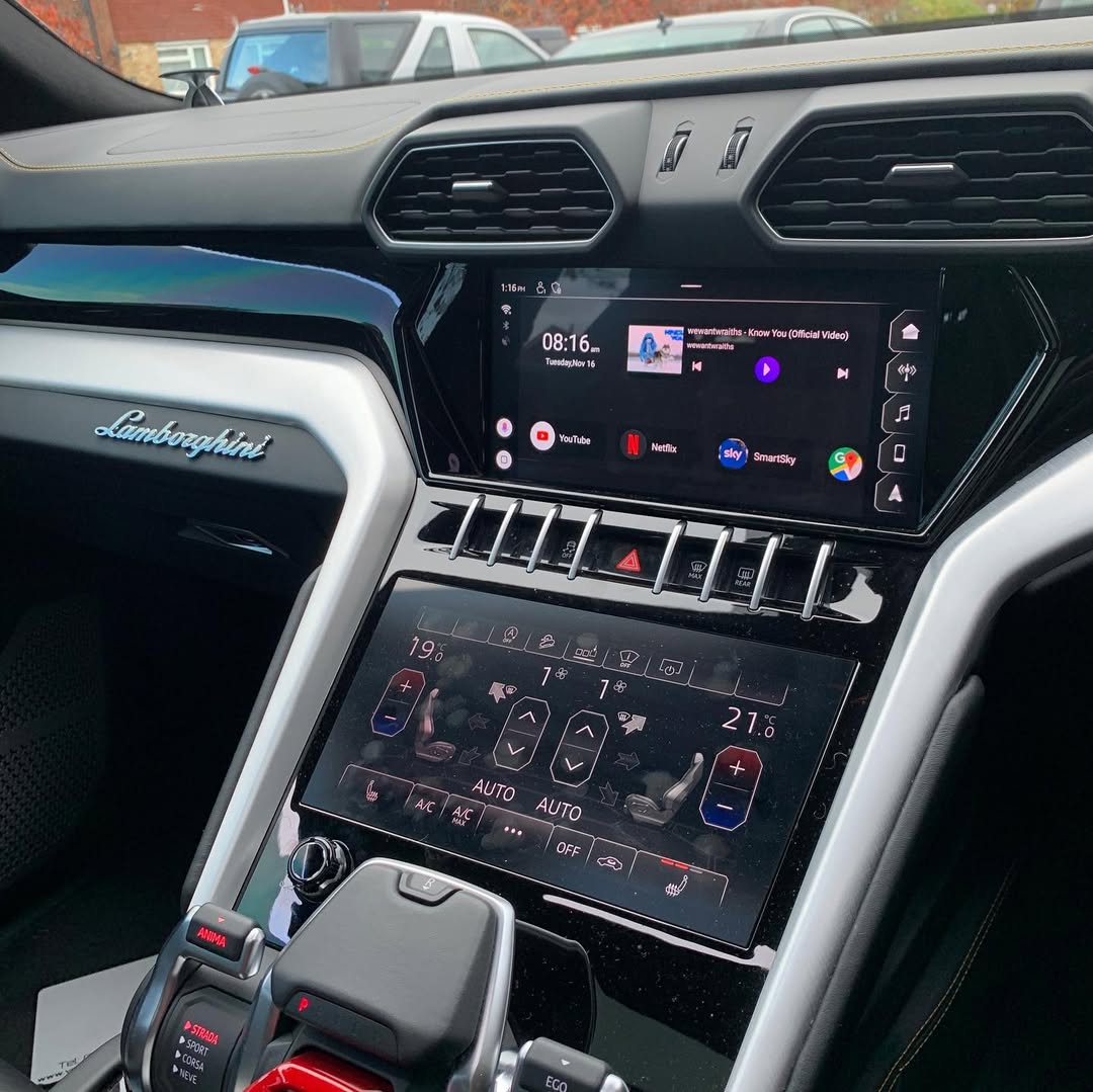 Youtube & Netflix AI-Box for Lamborghini